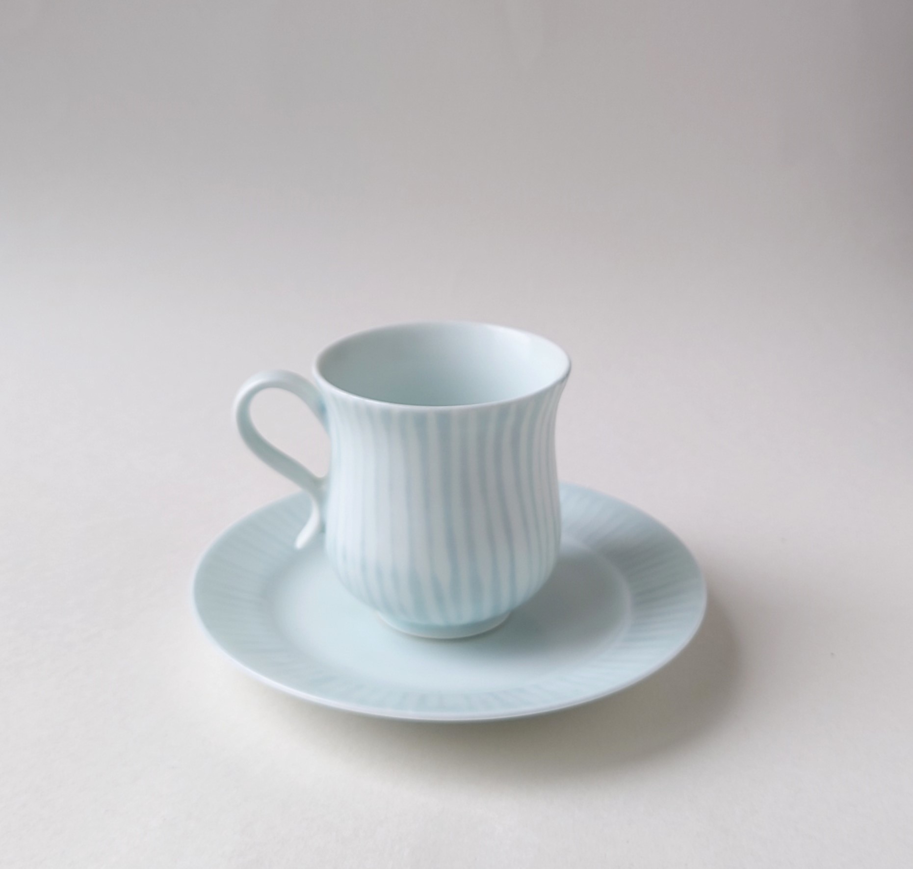 青線紋デミタスカップ＆ソーサー（1）