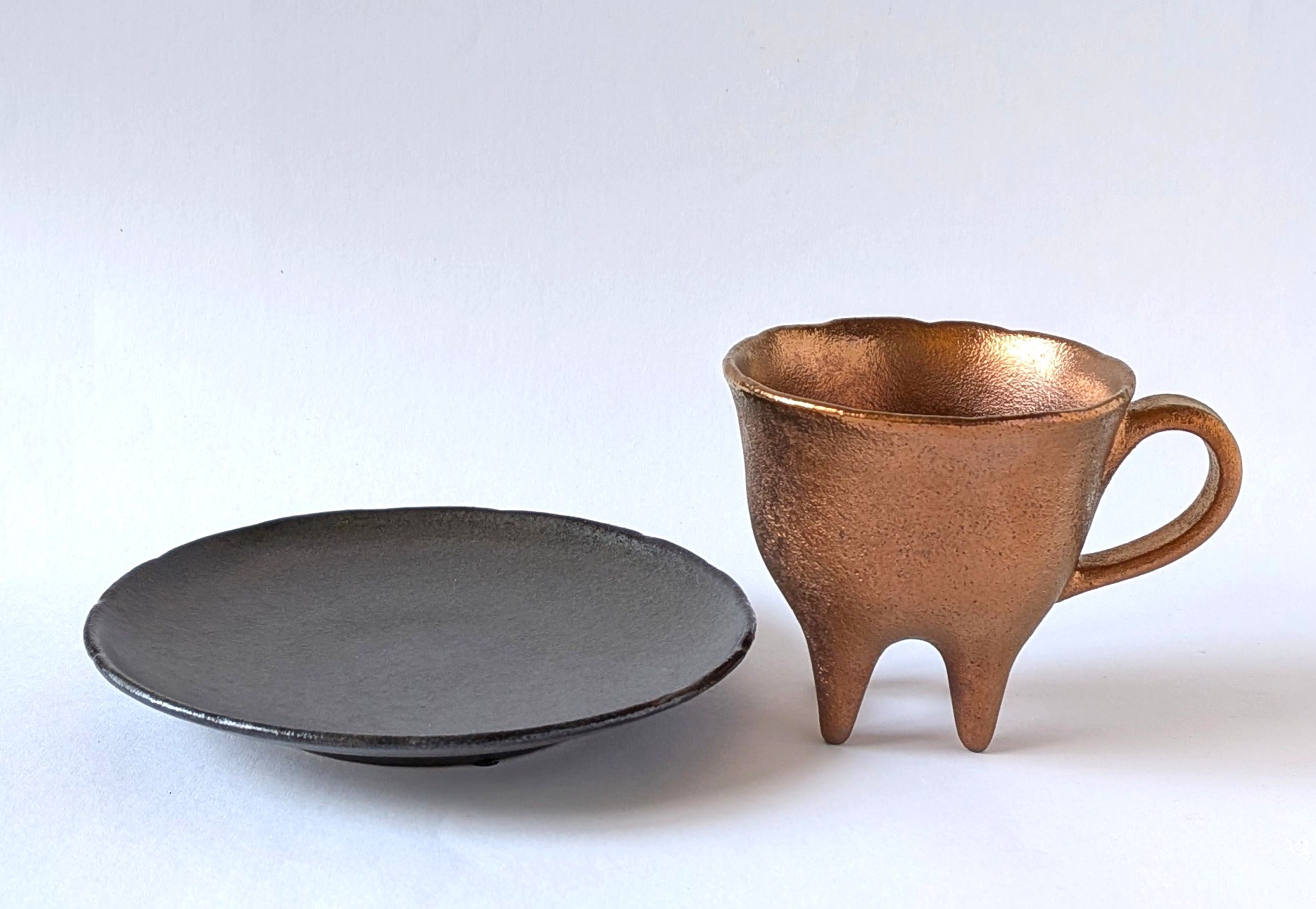 四足　銅　珈琲碗皿